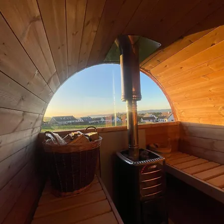 아파트 Inishway Self Catering 1